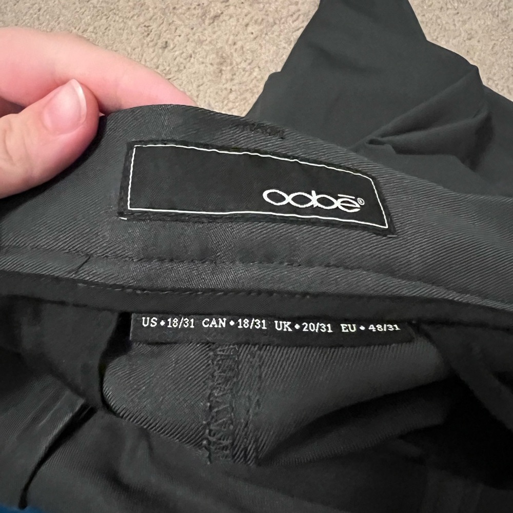 Oobe women’s grey pants